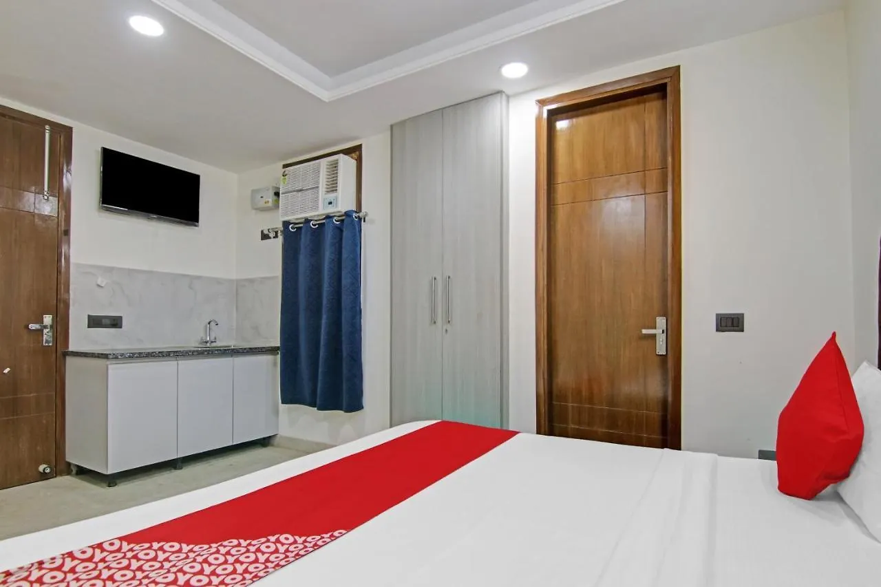 ***  Hotel O The Crimson Palace New Delhi India
